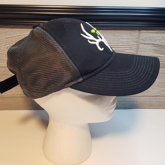 Bone Collector Black Mesh Back Cap by Paramount Outdoors - Picture 2 of 7